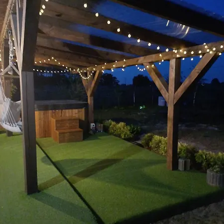 Letnisko Nad Goplem 別荘 *